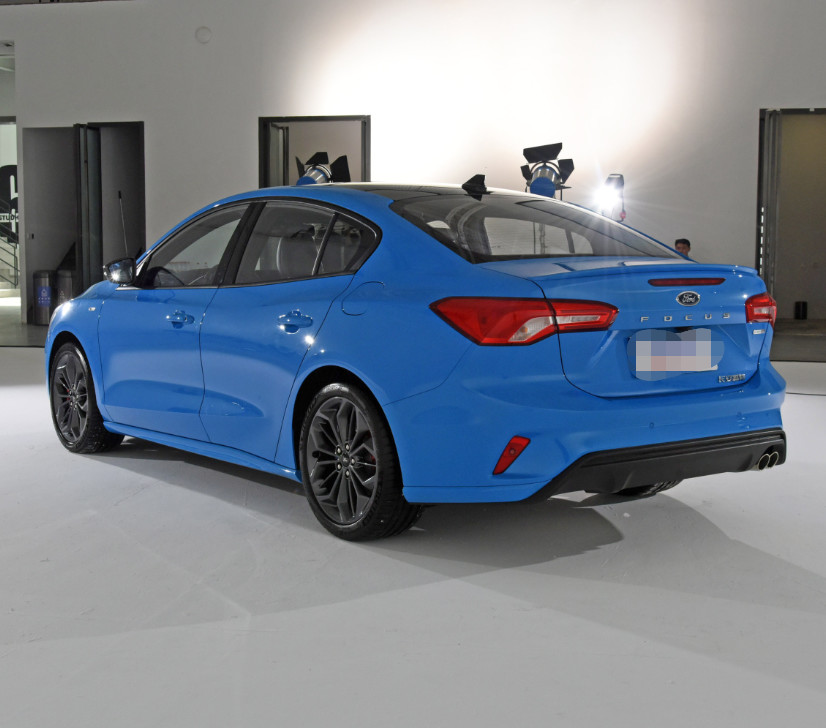 Ford Focus 2022 Three-compartment Automatic Gasoline 5 Seats Sedan