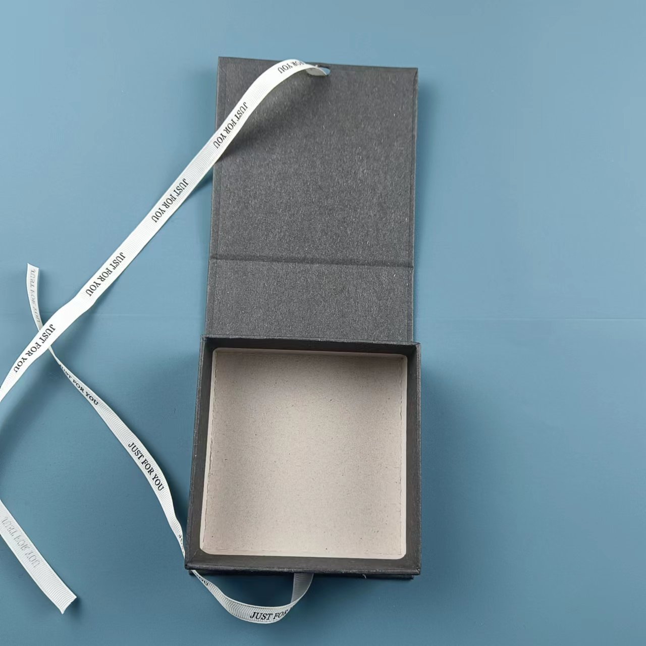 NECKLACES Custom Made Closure Lid Eco Cardboard Foldable Small Jewelry Gift Paper Box With Ribbon