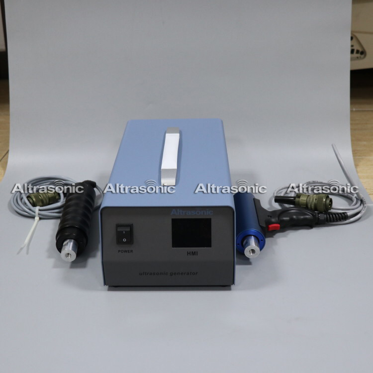 28Khz Ultrasonic Spot Welding Machine / Hand Ultrasonic Riveting Gun with Titanium Alloy Horn Tip