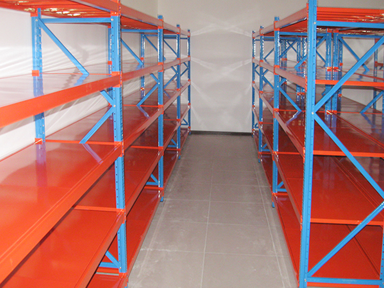Industrial Warehouse Storage Long Span Metal Shelf with 500kg Load Capacity per Layer