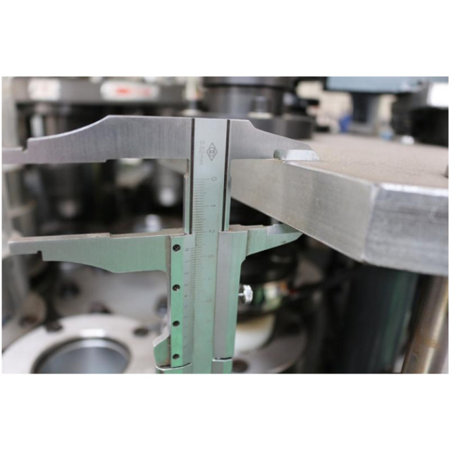 Energy Saving Cold Icecream Container Making Machine by Paper Fan