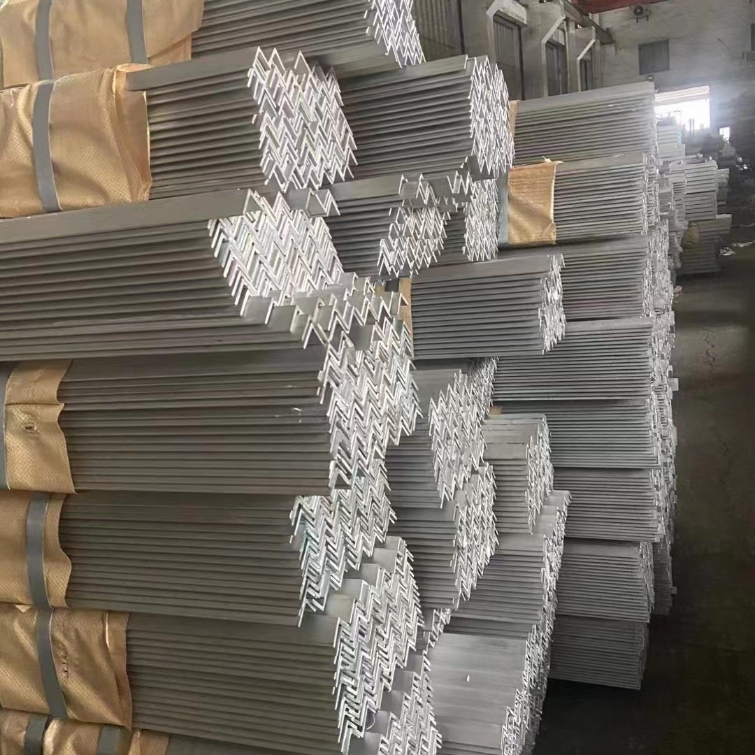 Duplex Steel 2205 S31803 S33305 DIN1.4462 Duplex Steel Angle Bar 120*120*8mm