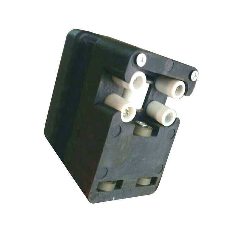 flexible spacer handle tools