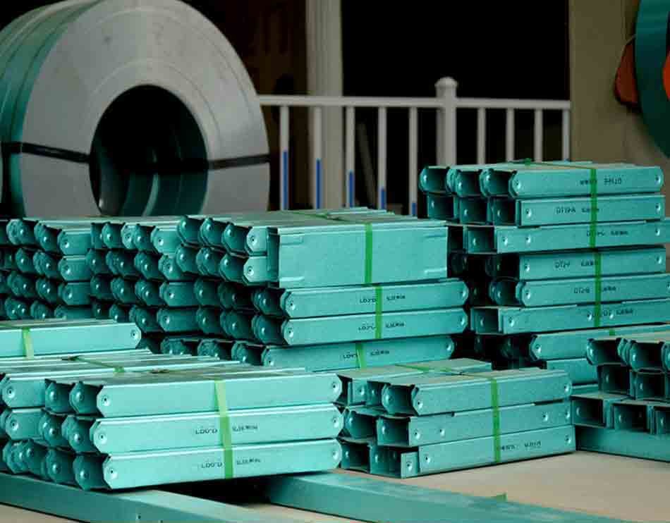 0.95BMT 168MM AFP Aluzinc Steel Coil Light Steel House G550 Structural Steel AZ150 Galvalume Steel Coil Anti-Finger Prin