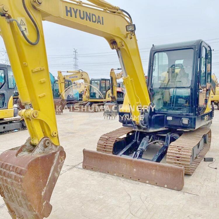 Mini Hyundai 60-7 Excavator 6 Ton Health Condition with Original Design and in Korea