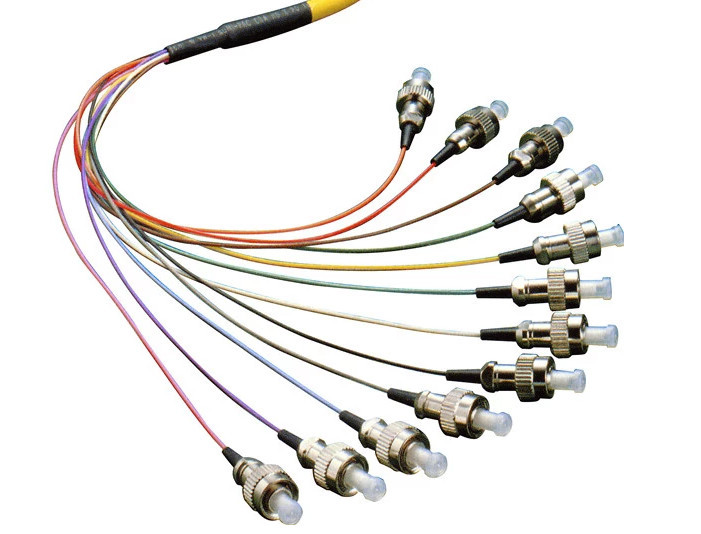 0.9 / 1.2 / 1.6 / 2.0 / 3.0mm simplex or multiplex Core Optic Patch Cords Fiber Pigtail With customized connector