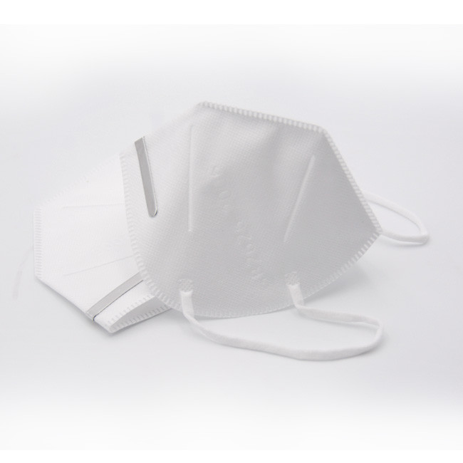 White Color Earloop Disposable Face Mask Kn95 Waterproof With FDA CE Certification