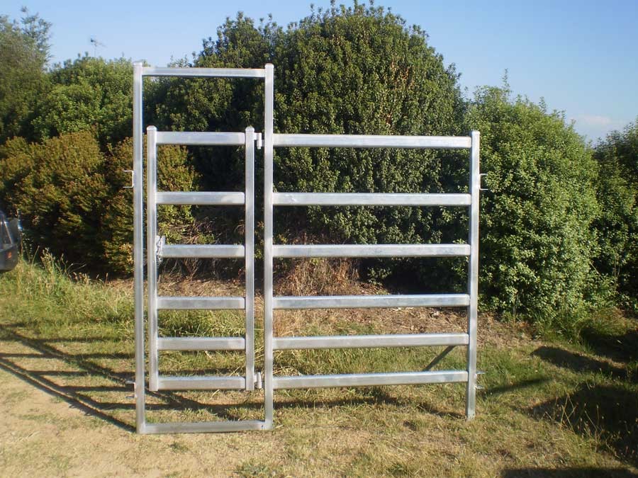 2019 hot sale Australia market 1.8x2.1m oval pipe cheap cattle fencing panels for sale/cattle yard design