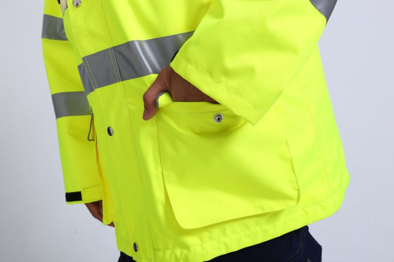 OEM 100% Polyester 300D*300D Oxford Lightweight Hi Vis Jacket For Cold