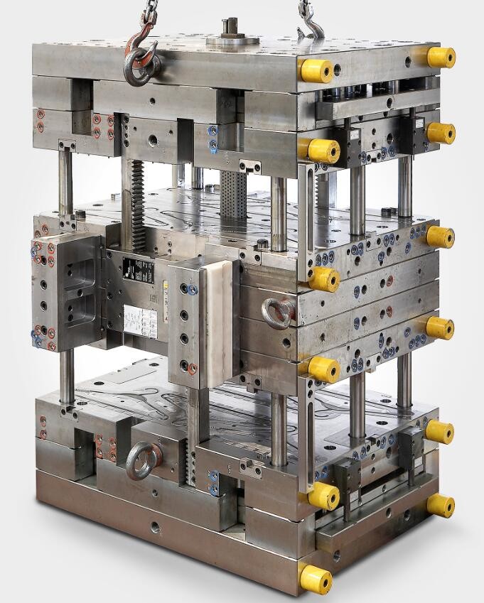 1000*1000MM Max Size Precision Injection Mould For High Standard Plastic Parts