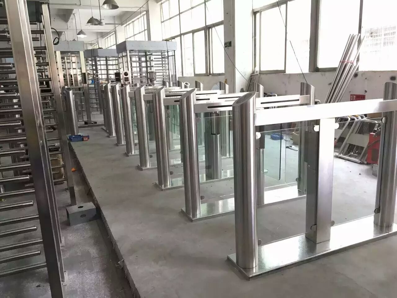 Slim Design Fast Speed Swing Barrier Gate One Way Or Two Way Adjustable