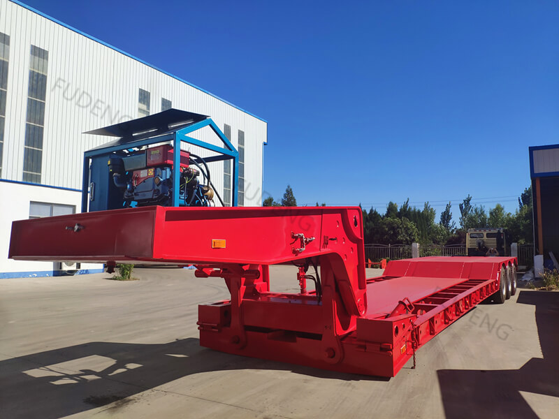Heavy Equipment 15M 3 Axle Detachable Gooseneck Trailer