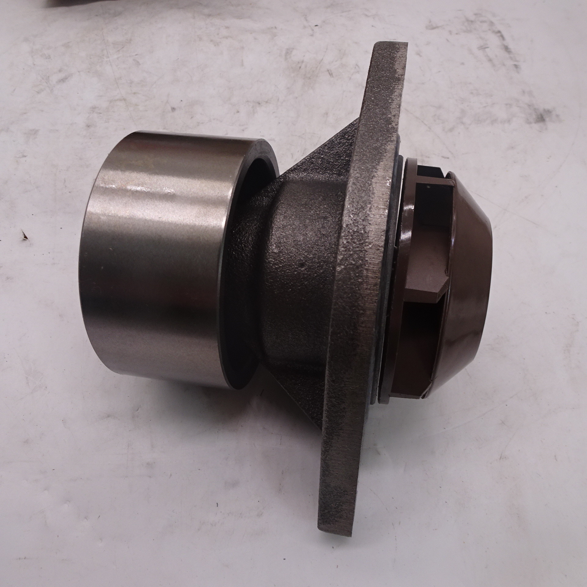 210P Cooling Small Water Pump 3285410 Excavator Loader Parts Water Pump Assembly 3285410