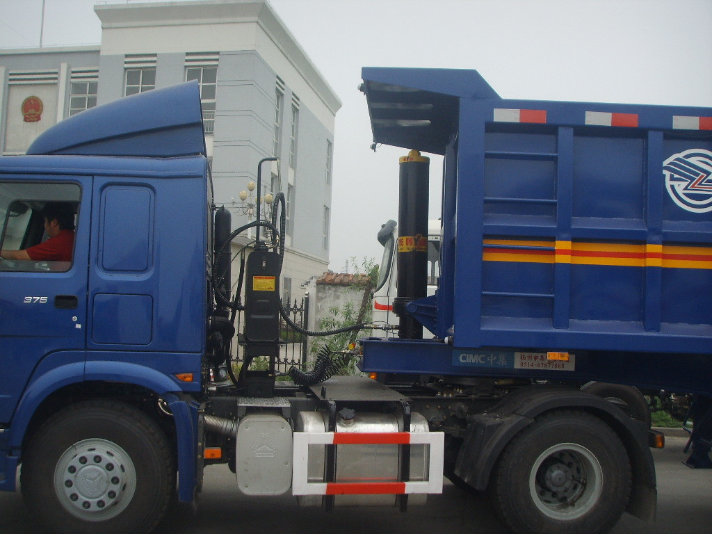 Fence Rear Trailer Dump Truck , Semi Tipper Trailer For Transport Sand Stone