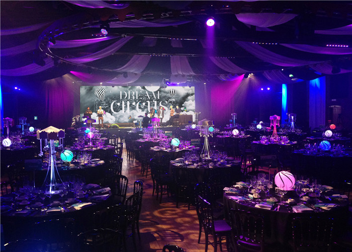 SMD2121 P3.91 AVOE LED Screen Moveable Rental LED Display Novastar Cards