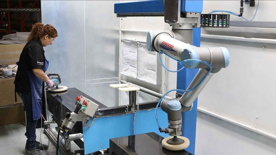 Universal robots manipulator UR10 payload10 kg /22 lbs collaborative 6 axis robot arm