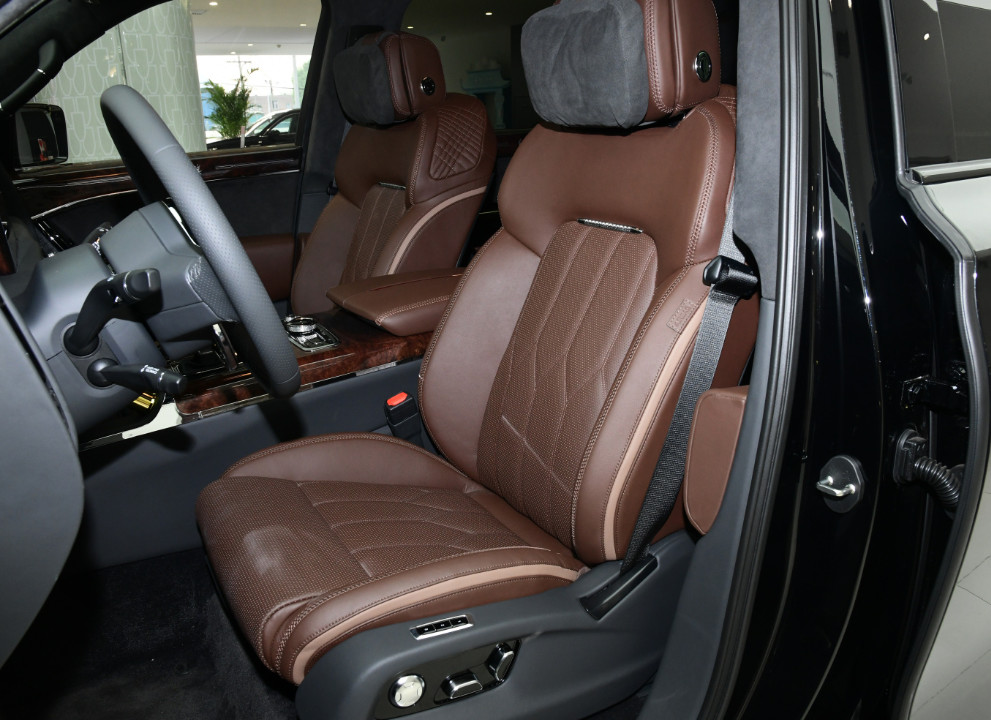 Hongqi S7 Sports Utility Vehicle 6 Seater 4 Seater SUV Gasoline