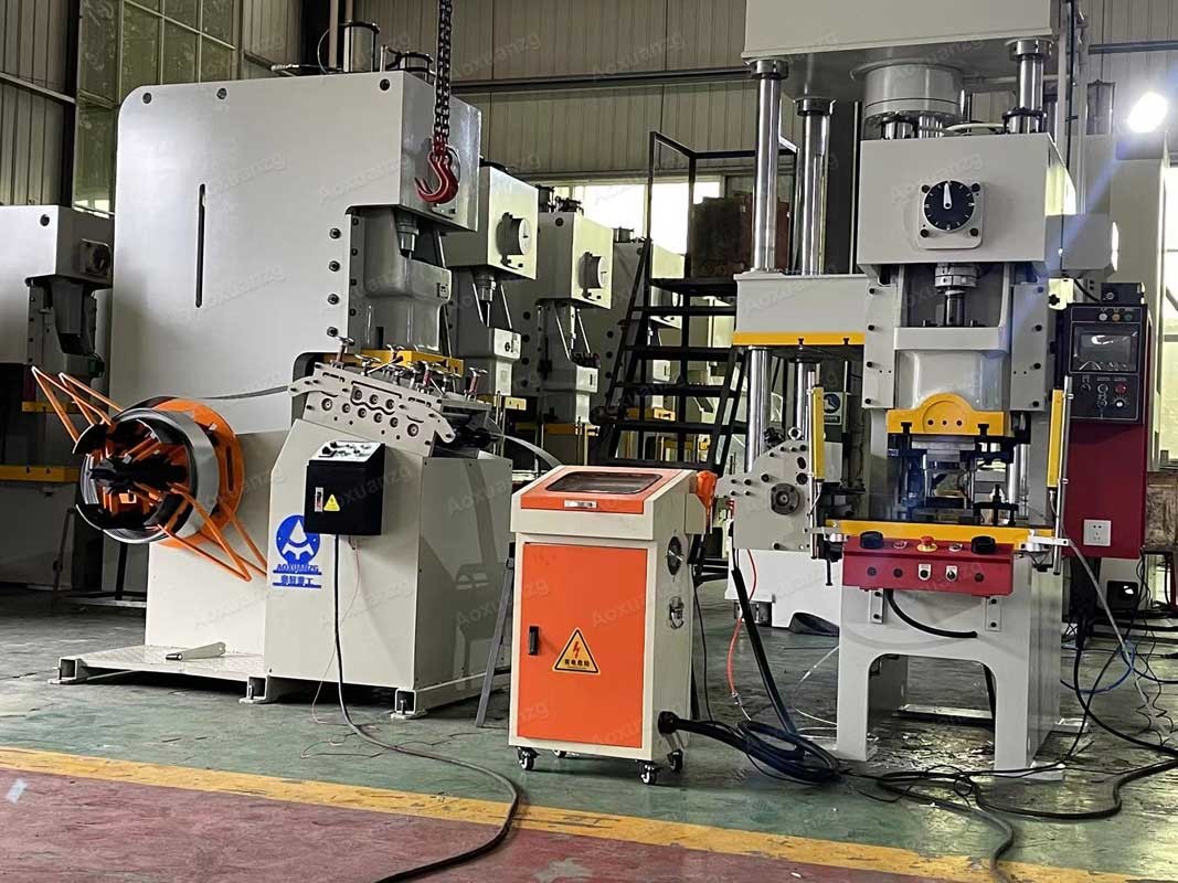High Precision Pneumatic Punching Machine 25T Small Fully Automatic Instrumentation Precision Metal Parts Production