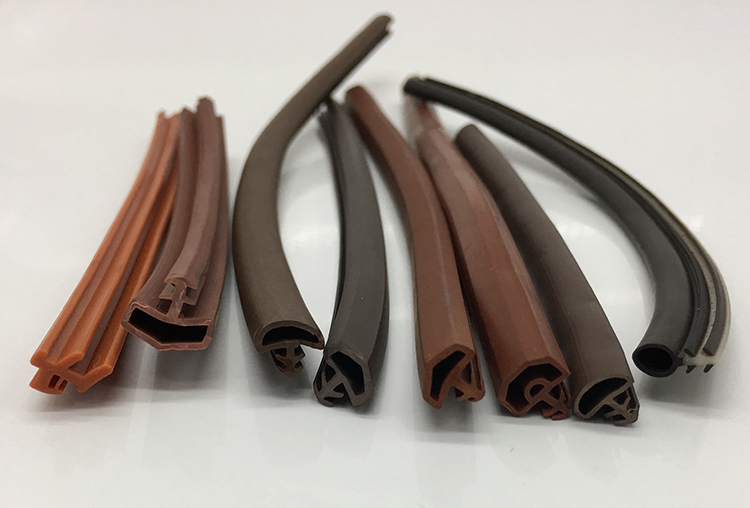 Windproof D Shape Rubber Door Sealing Strip with Simple Adhesive Tape Installation