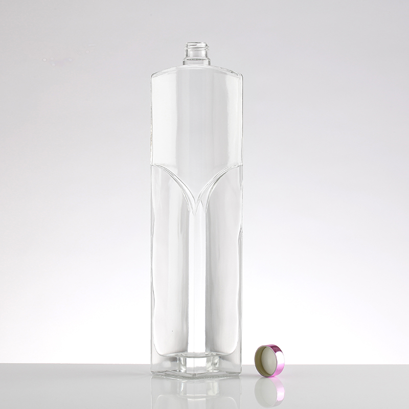 750ml Customized Design Glass Spirits Bottle with Hot Stamping Surface Handling