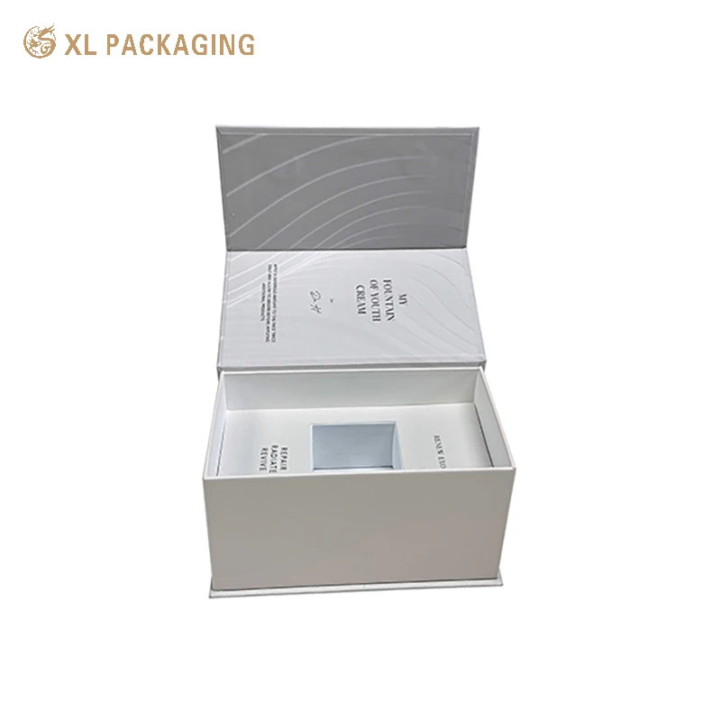 Cosmetic Paper Box Kraft Paper Gift Box Black Gold Foil Magnet Cosmetic Box Packaging With EVA Inserts