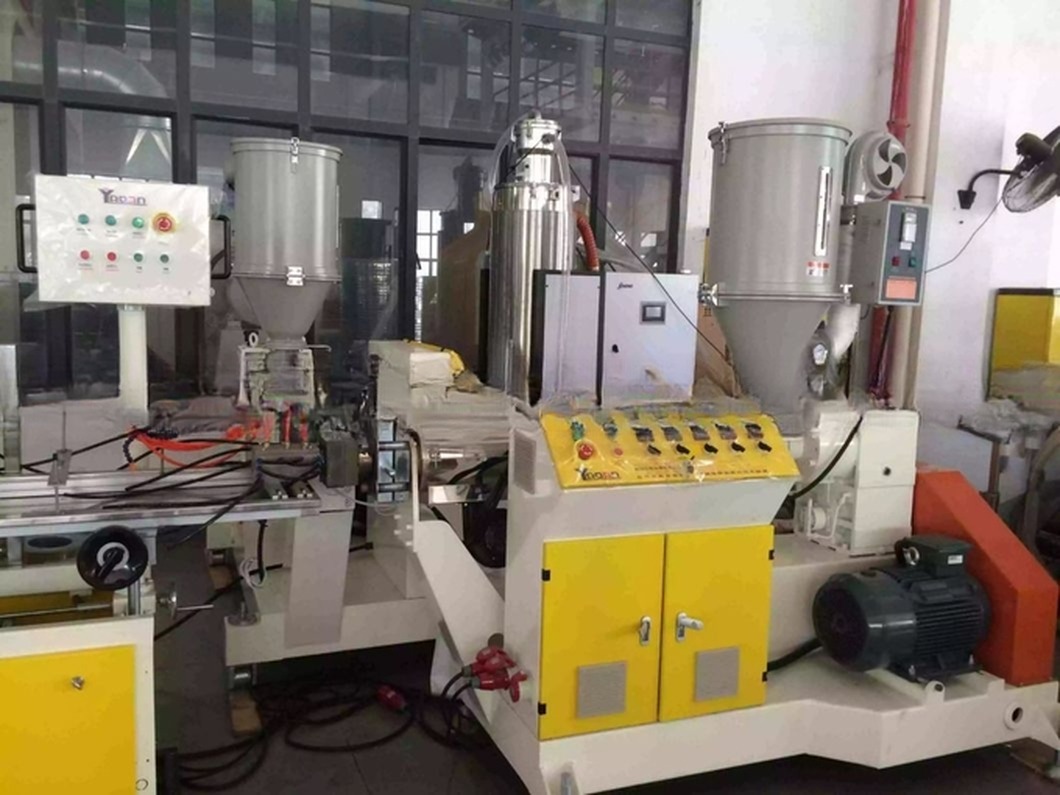 Two Color PC PMMA Lampshade Extrusion Production Line