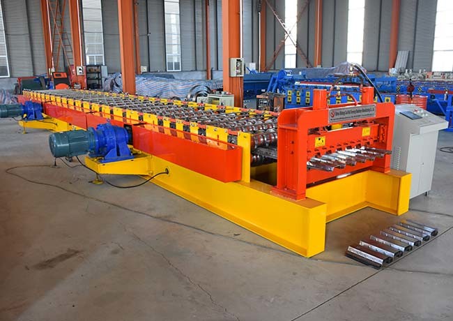 Hot Roll Steel Deck Roll Forming Machine Speed 8-12 M/Min For High Building Floor Sheet