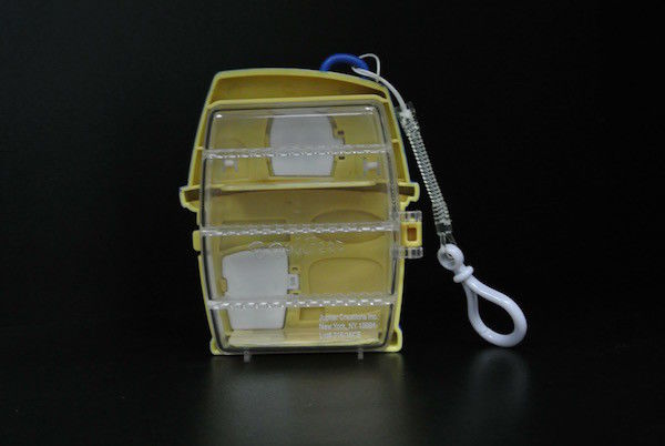 Lovely Storage House Plastic Figures Toys With Window OEM / ODM Available