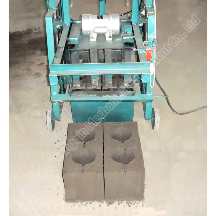 Professional Diesel Engine And Small Scale Multifunctional Brick Making Machinery Solar Power