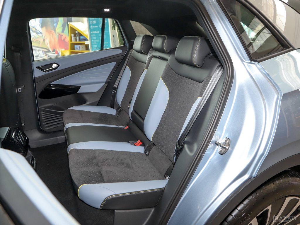 2022 VW ID4 crozz PURE new energy electric vehicle 5 seat suv with sunroof