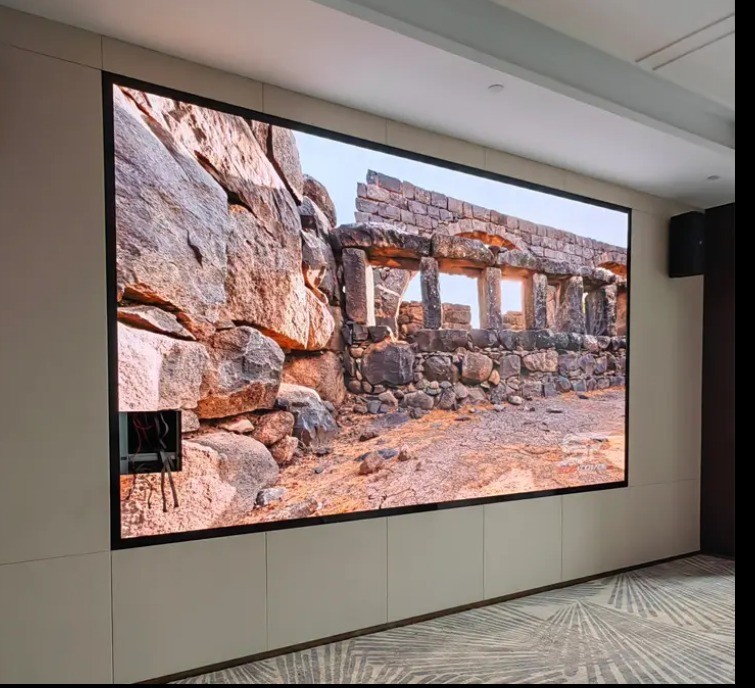P1.86 Fine Pitch Indoor LED Screen 4K Resolution With Wide Viewing Angle