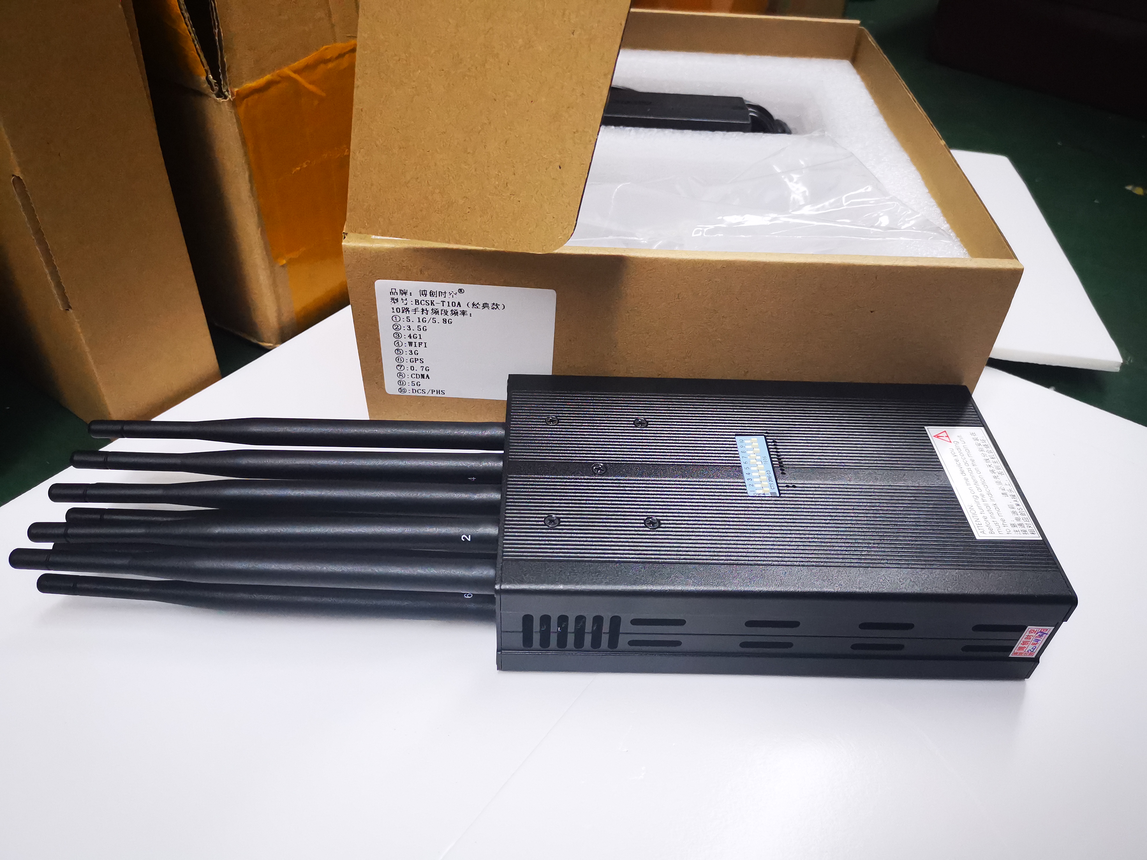 2g 3g 4G 5g GPS mobile phone shielding jammer 700 850 450 900 1800 1700 2100 MHz handheld mobile phoneWiFi Signal Jammer