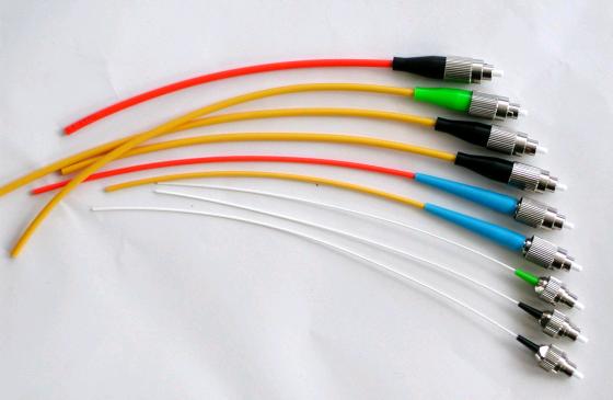 FIBER OPTIC PIGTAIL LC SC ST FC PC UPC APC SIMPLEX SINGLEMODE SM 0.9MM FIBER OPTIC PATCH CORD PIGTAIL