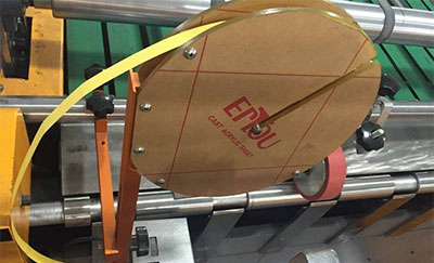 USED HSC-1400D-1 Roll Paper Sheeter Cutter Machine,Paper cutting mode: upper knife back-cutting, lower knife fixe,Cutting length: 400-1450mm/400