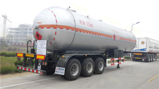 40 / 50 / 60 CBM LPG Tank Trailer Leaf Spring Suspension Carbon Steel Material