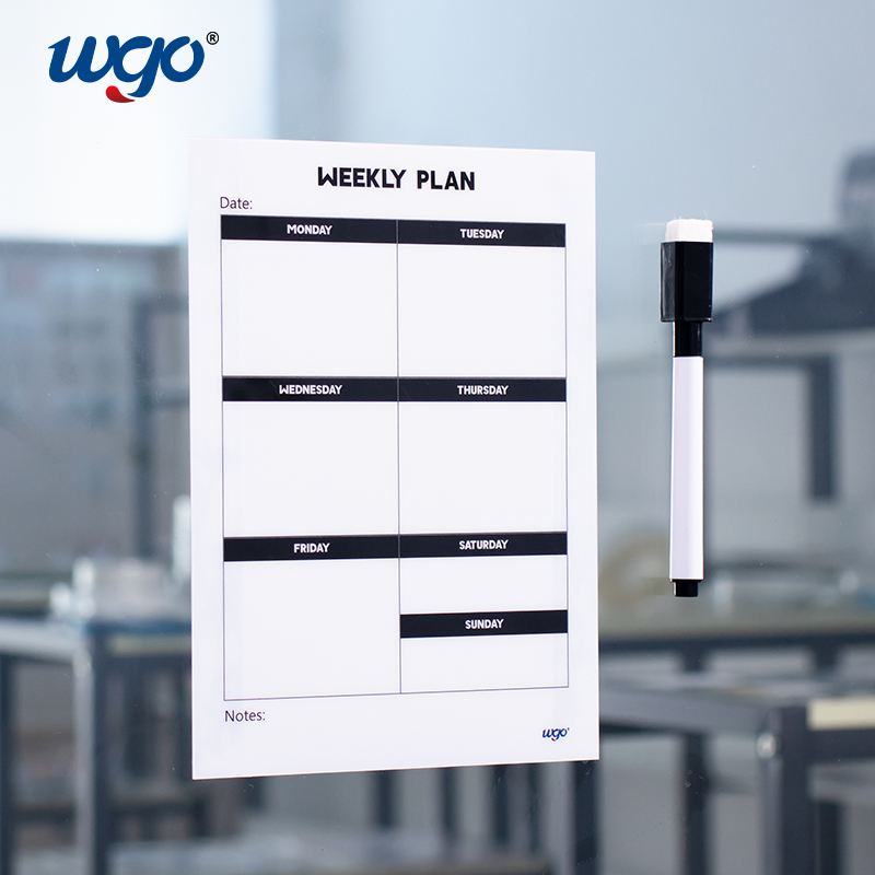 ISO9001 Restickable Wall Mounted Photo Frames 2.5x3.5 Inch Size Customized