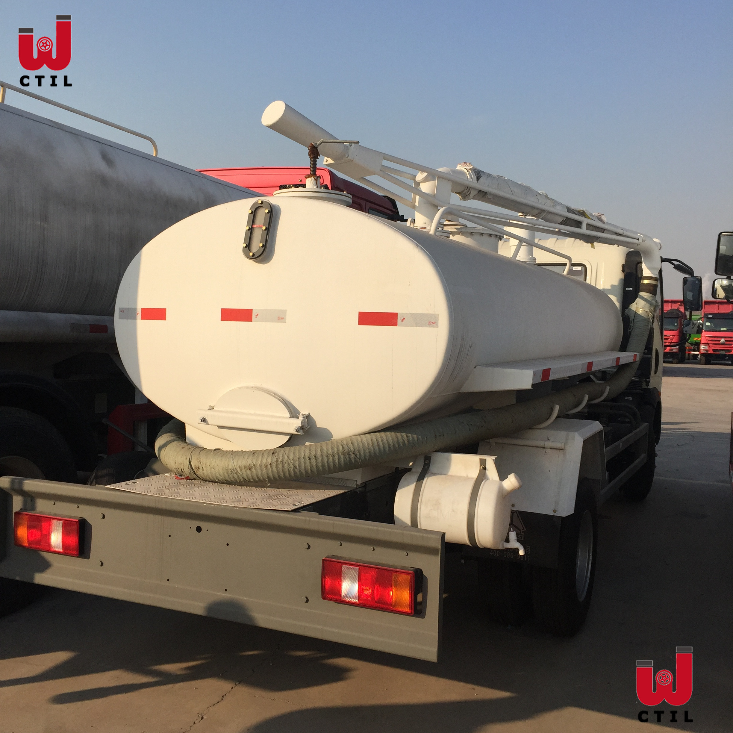 10 Cubic Meters Sewer Vacuum Truck Jet 18m3 6 Wheelers