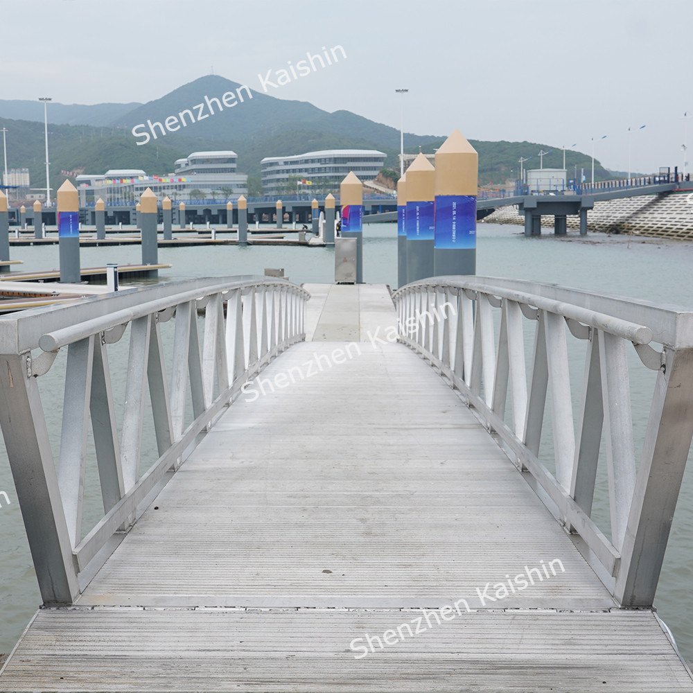 Strong Loading Aluminum Gangways 6061 T6 Aluminum Marine Dock Ramps