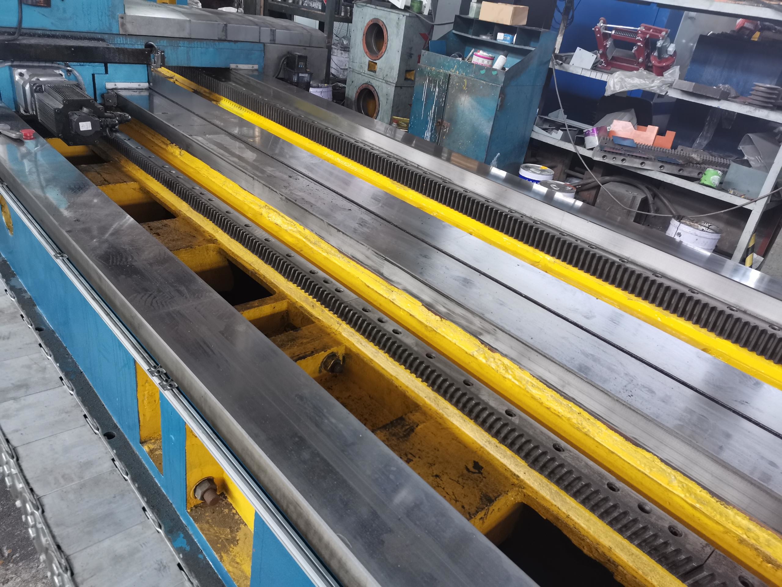 Large Horizontal Conventional Lathe Machine For Turning Shaft Cylinder Cathode Roller
