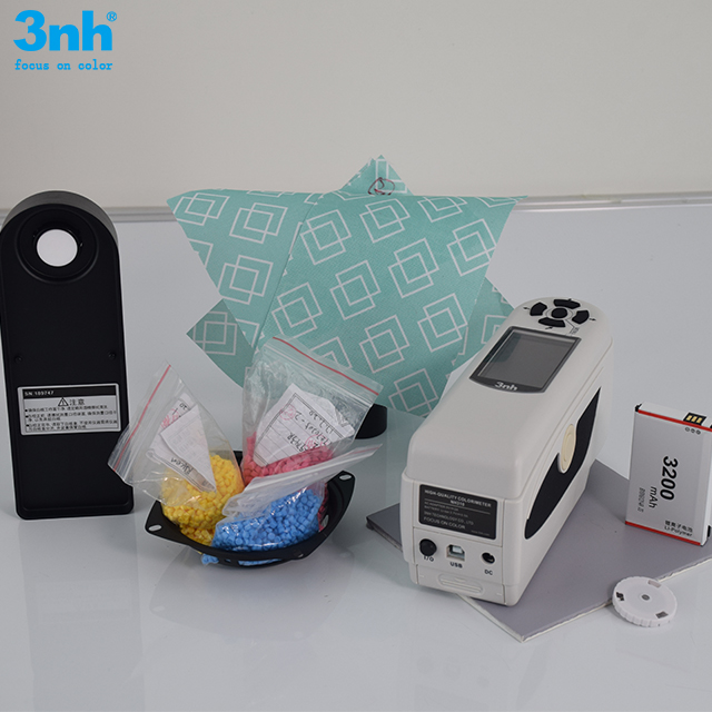 Portable Colorimeter NH300 with 8/d Optical Structure from 3nh 