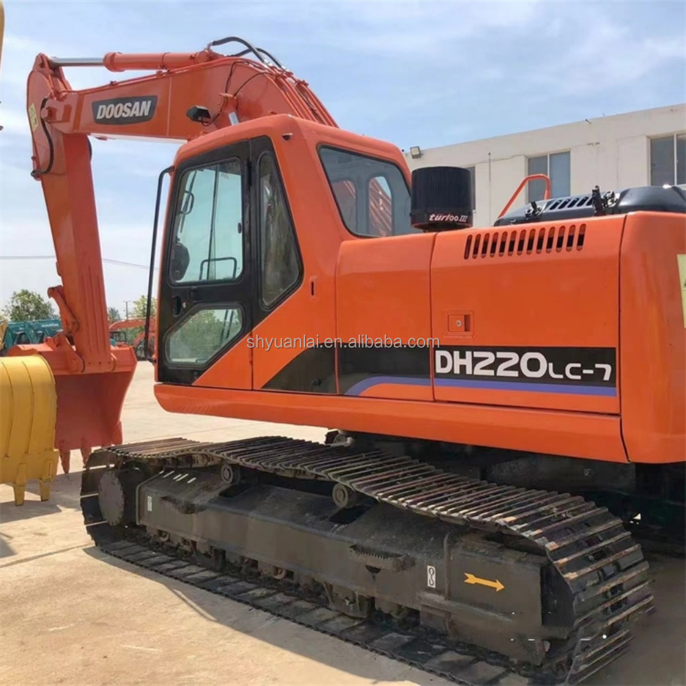 Used Doosan Excavator DH220Lc-7 with Original Hydraulic Cylinder and Good Cab Sealing