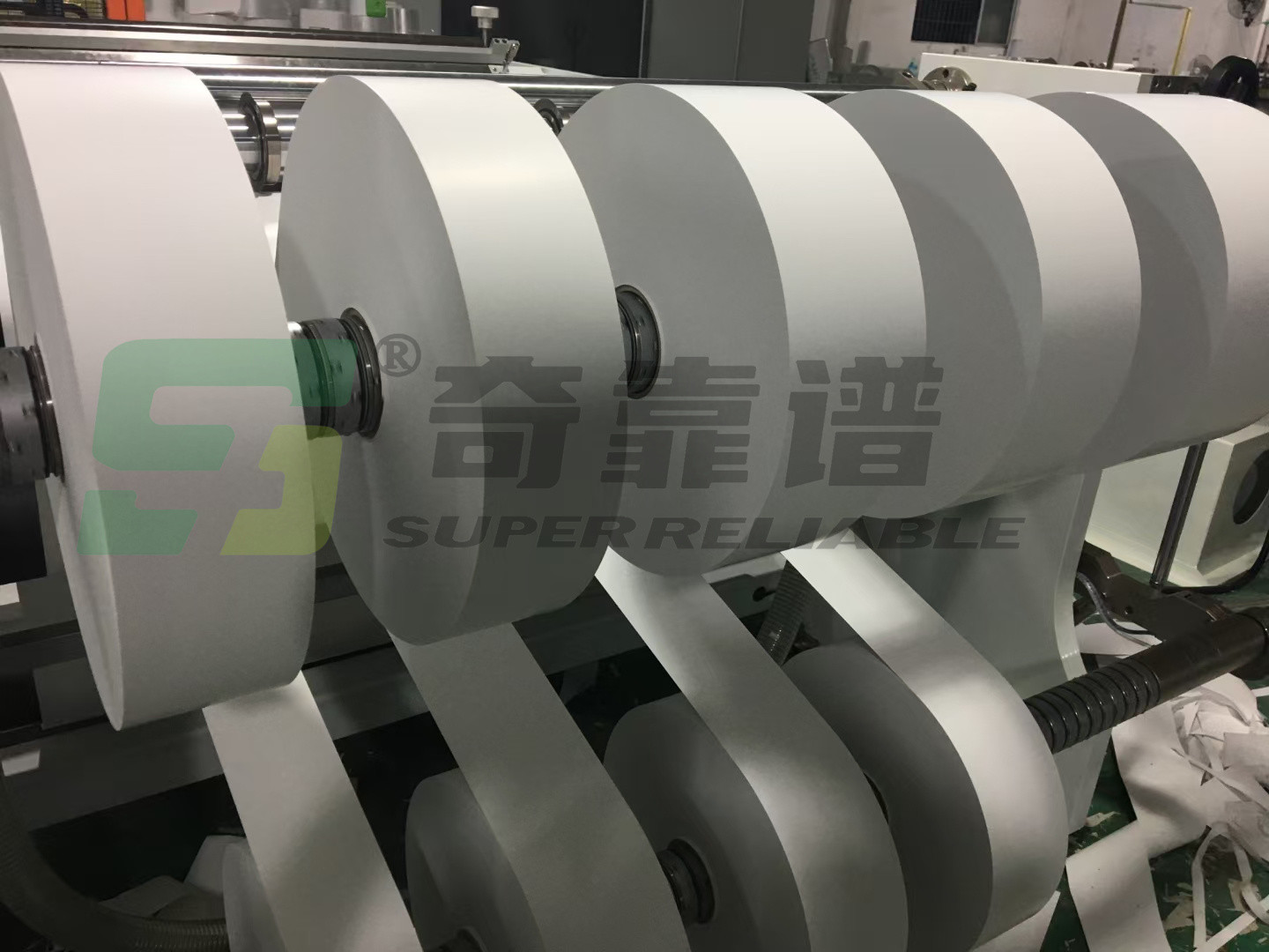 Low temperature usage Self Adhesive Semi Glossy Paper for seafood Label Freezing Food Label making AF1133