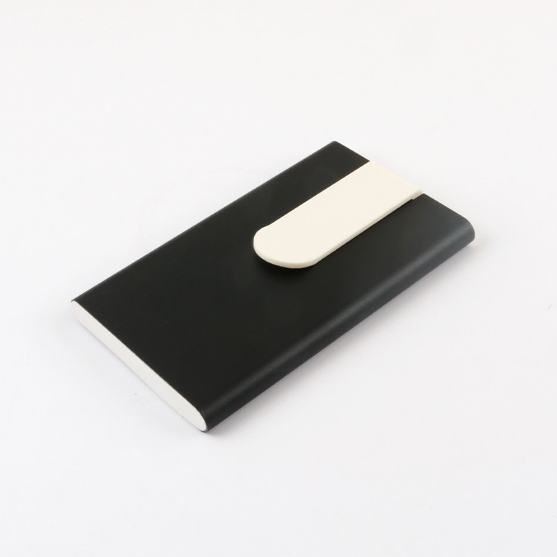 3000MAH Plastic Portable Power Pack With Print Or Engraving LOGO