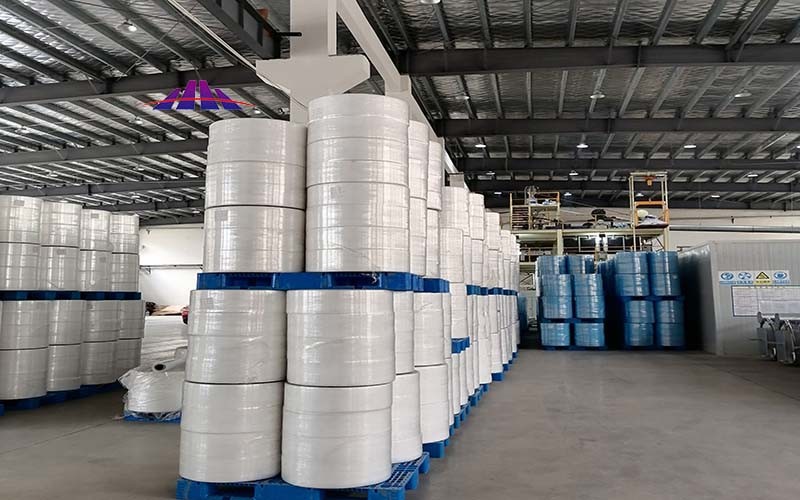 Non Woven Spinning Beam Box Polypropylene S SS SMS Fabric Making