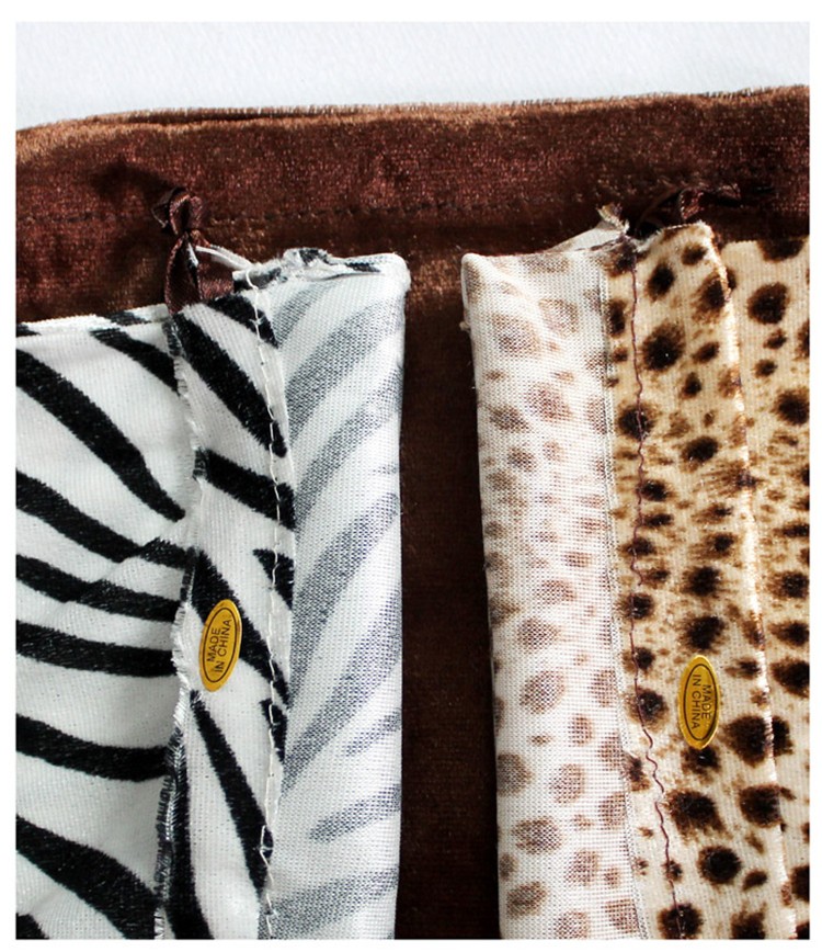 Factory price small reusable velvet drawstring bag jewelry suede pocket gift pouch leopard bag with customize logo and size
