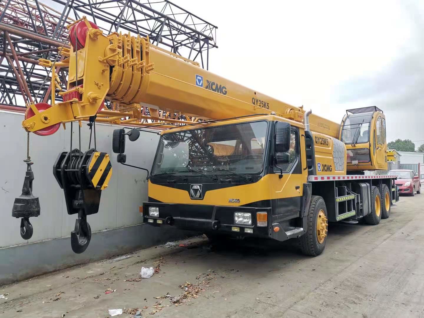 Long Arms XCMG QY25K 25T Vehicle Mounted Crane