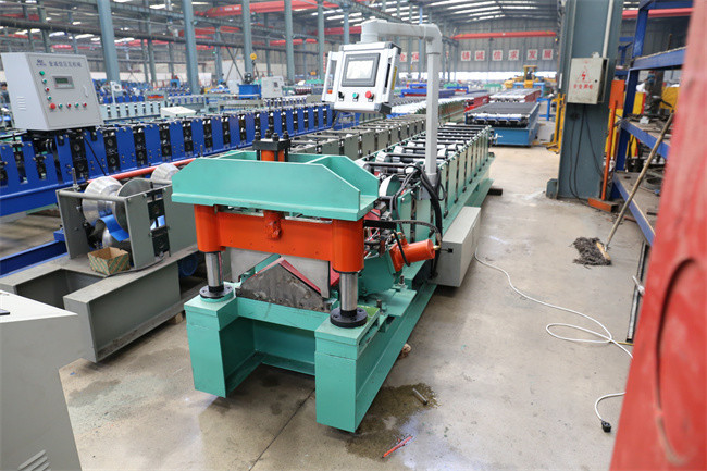 Customized Roof Ridge Cap Roll Forming Machine 610mm-1220mm Feeding Width