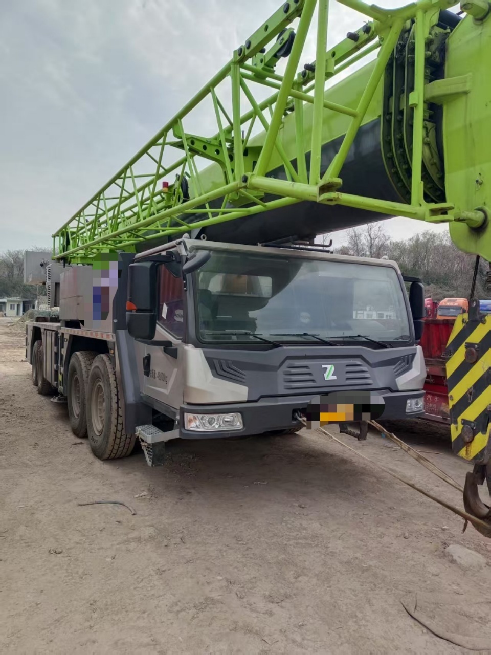 Zoomlion ZTC251V562-1 truck crane