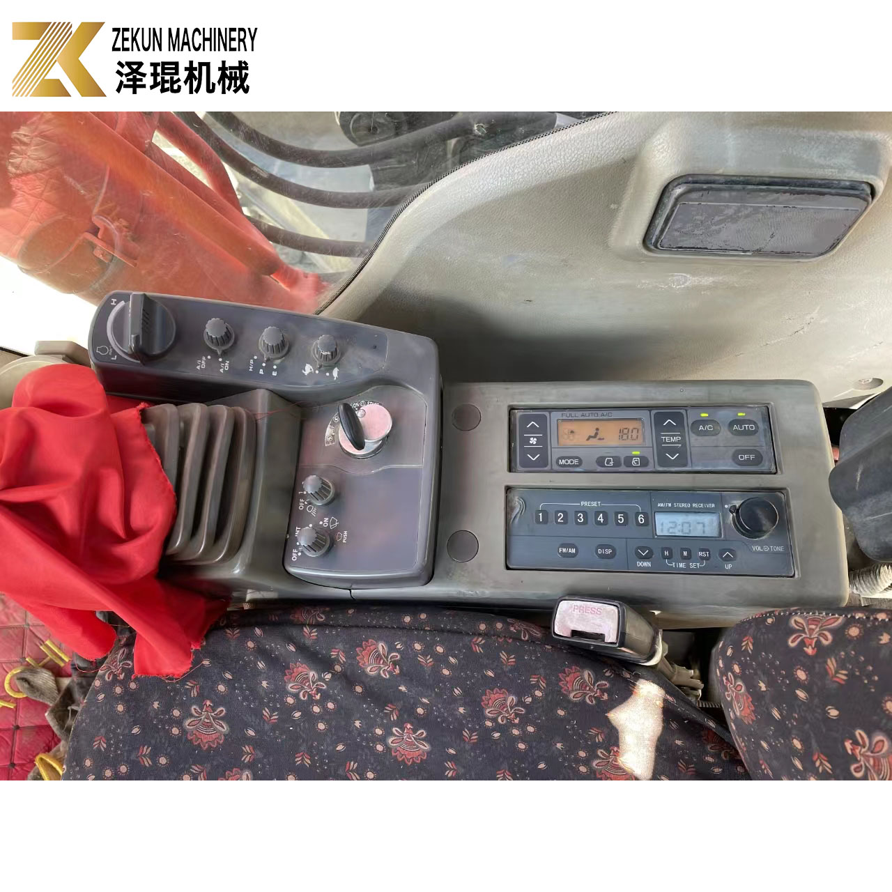 Low Working Hours Hitachi EX 200 Excavator with Hydraulic Pump Other Hydraulic Valve