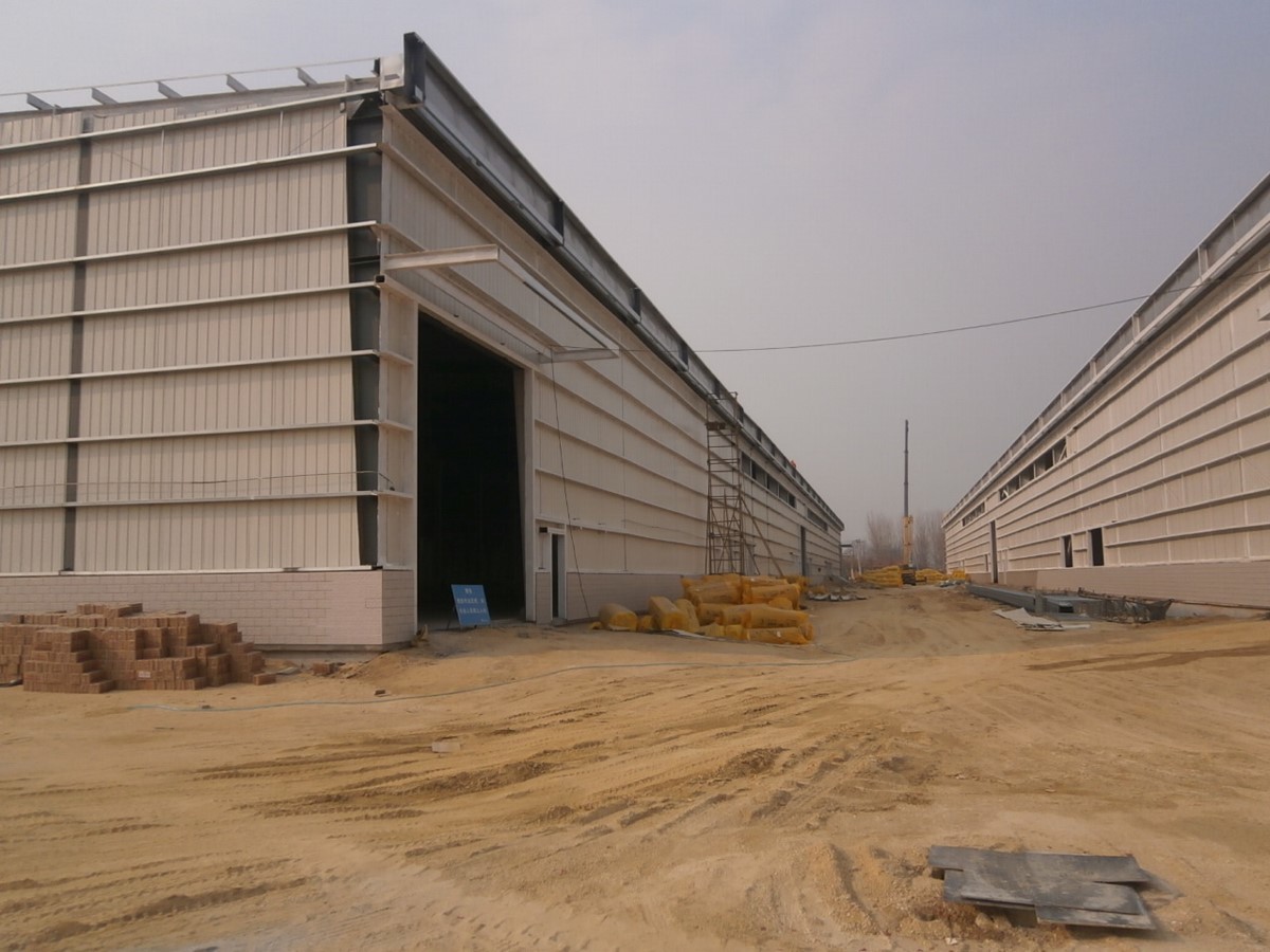 Customizable Prefabricated Steel Structure Warehouse Featuring Steel Color Sheet Cladding